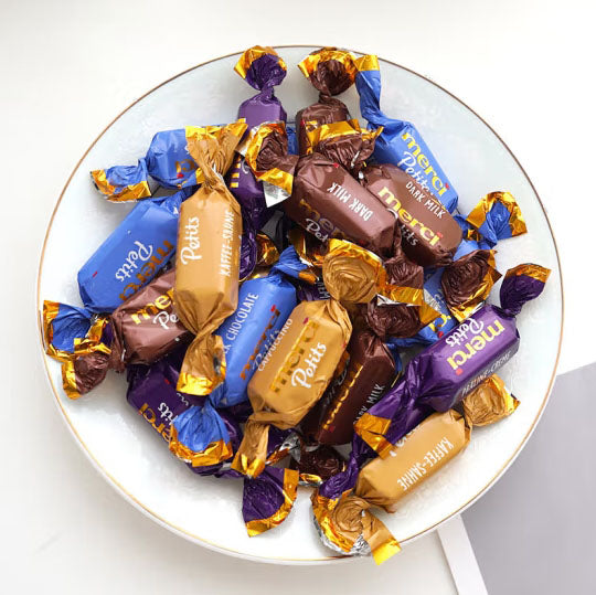 Chocolate, 7 flavors, individual small package, mellow taste, imported from Germany, White Chocolate Treats for Thank you, Anniversary, Christmas Candy Gift for Family and Friends, 125g/4.41oz* bag