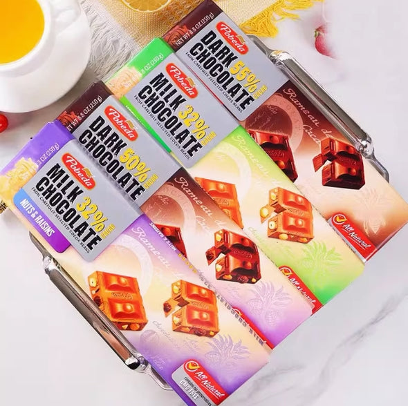 Dark chocolate, large plate, cocoa butter, slightly bitter, mellow taste, silky mouth, hazelnut milk flavor, bar, Christmas Valentine's Day gift, casual snacks, imported from Russia, 250g/8.82oz box