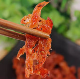 Spicy Strip, Sweet & Spicy, Delicious Soy-Based Snack, Chinese Leisure Treat, Perfect Party Snack 15g*3 Packs吴氏 素干煸鱿鱼丝15g*3包