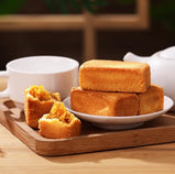 Taiwanese specialties Pineapple Cakes: Crispy crust, soft filling, sweet & delicious, implying "Wanglai" (prosperity). Ideal for gifting with blessings. 10 pieces in a box, 500g total.荣锦本味凤梨酥