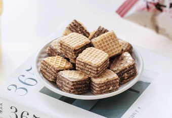 Peach - Flavored Wafer Chocolate: Delicately Small, Crispy and Tasty. Filled with Refreshing Peach Aroma, Rich in Texture. 210g (6 Bags)