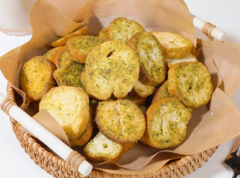 Garlic - Flavored Chips with French Style - Golden in Color, Intensely Garlic - Infused, Rich and Mellow in Taste, Crispy and Delicious - 100g/Bag