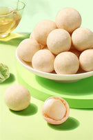 BE&CHEERY Wasabi Flavoured Macadamia Nuts 30g