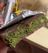 Dubai Style Chocolate, Pistachio flavor,Crispy Filling,Milk chocolate,individually wrapped, Festive Candy, Festive Gift Box, Snack,7.05oz (Pack of 1)