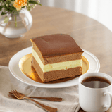 Moist Fluffy Latte Cake, Rich Coffee Milk Aroma, Balanced Sweetness, Light Airy Texture, Convenient Individually Packed Snack, Great for Breakfast or Afternoon Tea, 120g*2 packs